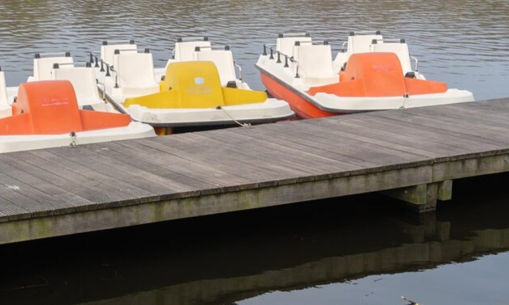 Floating Docks 101: How They Work, What They Cost, and How to Build One
