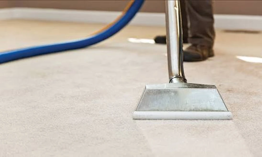 How Hot Water Extraction Enhances Carpet Longevity and Cleanliness